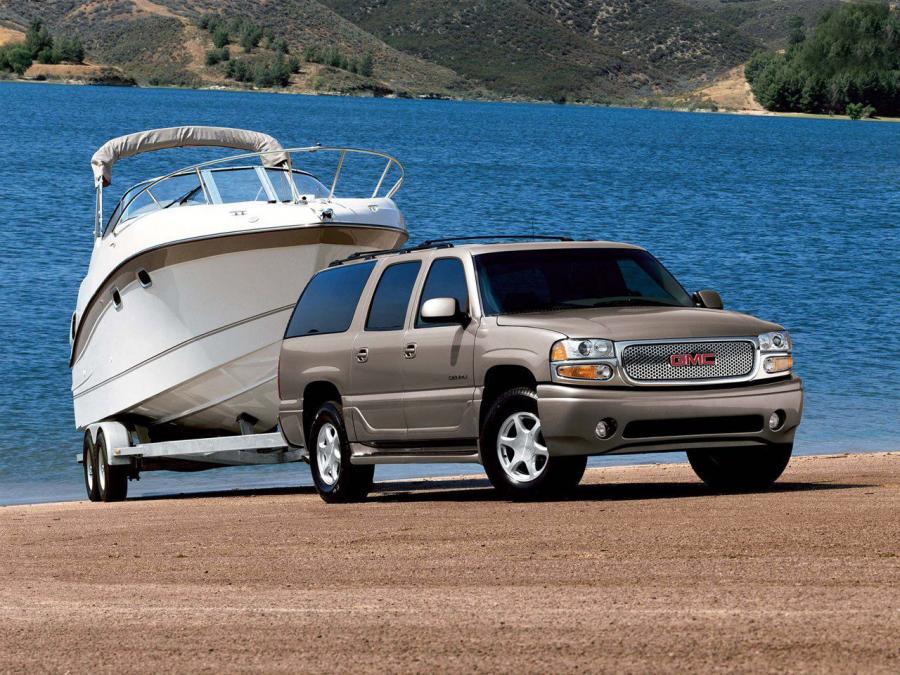  GMC Yukon XL Denali 2001 года  (фото 14 из 15)